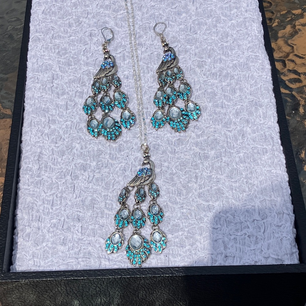 Turquoise Crystal Peacock Pendant Necklace and Earring Set - Silver Tone